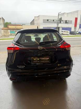 NISSAN-KICKS PLAY-2025