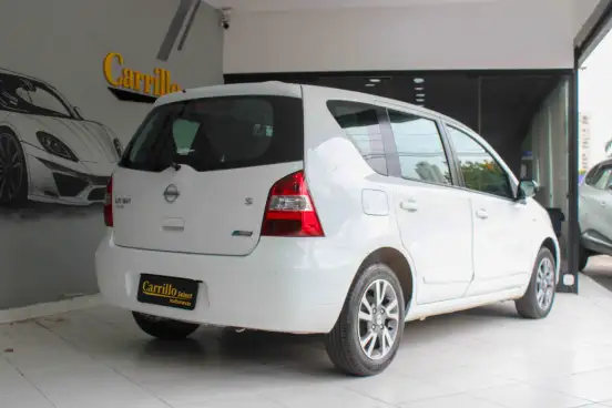 NISSAN-LIVINA-1.8 S 16V FLEX 4P AUTOMÁTICO NISSAN-LIVINA-2012