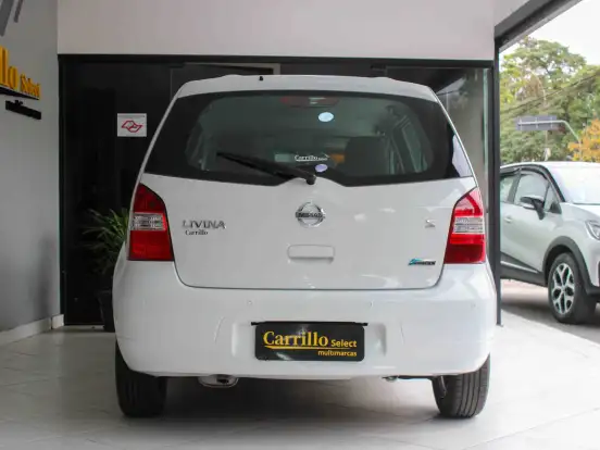 NISSAN-LIVINA-1.8 S 16V FLEX 4P AUTOMÁTICO NISSAN-LIVINA-2012