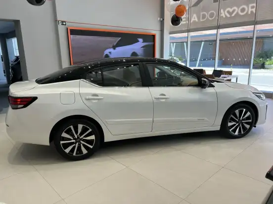NISSAN-SENTRA-2.0 16V GASOLINA EXCLUSIVE PREMIUM XTRONIC NISSAN-SENTRA-2025