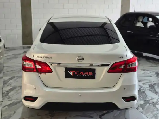NISSAN-SENTRA-2.0 SV 16V FLEXSTART 4P AUTOMÁTICO NISSAN-SENTRA-2016