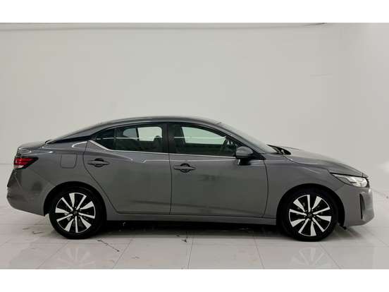 NISSAN-SENTRA-2024