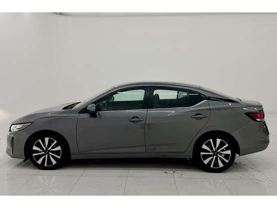 NISSAN-SENTRA-2024