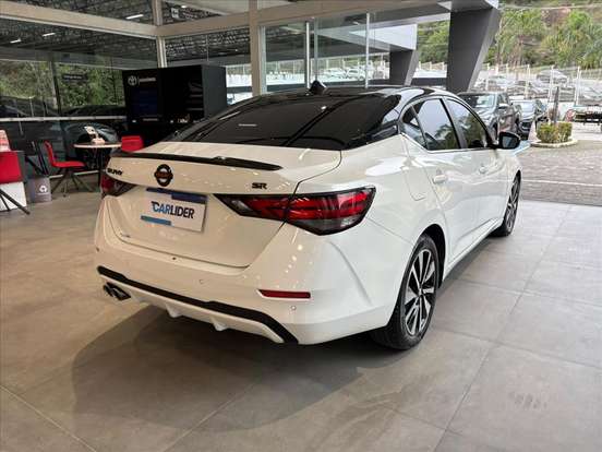 NISSAN-SENTRA-2023
