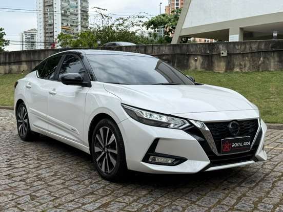 NISSAN-SENTRA-2023