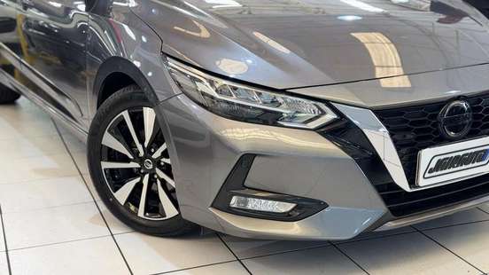 NISSAN-SENTRA-2023