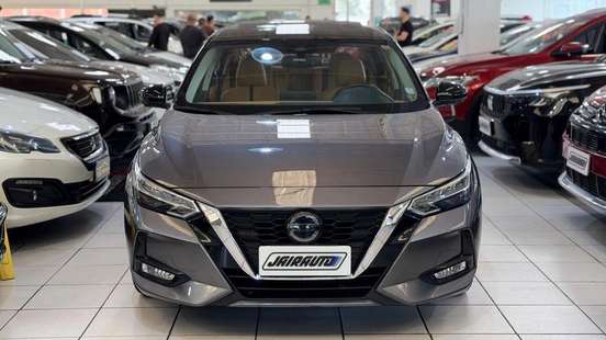 NISSAN-SENTRA-2023