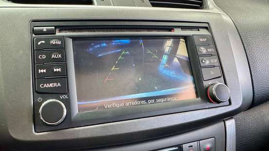 NISSAN-SENTRA-2014