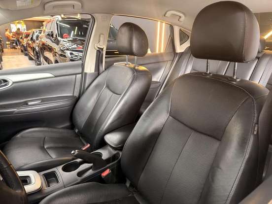 NISSAN-SENTRA-2015