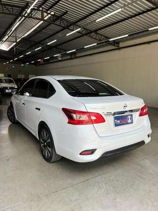 NISSAN-SENTRA-2016