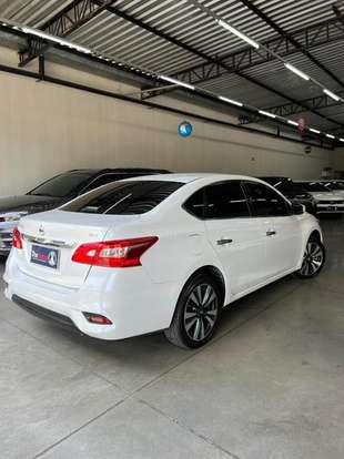 NISSAN-SENTRA-2.0 SV 16V FLEXSTART 4P AUTOMÁTICO NISSAN-SENTRA-2016