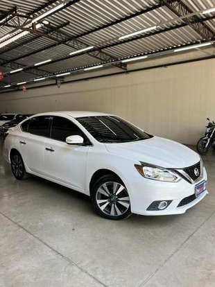 NISSAN-SENTRA-2016