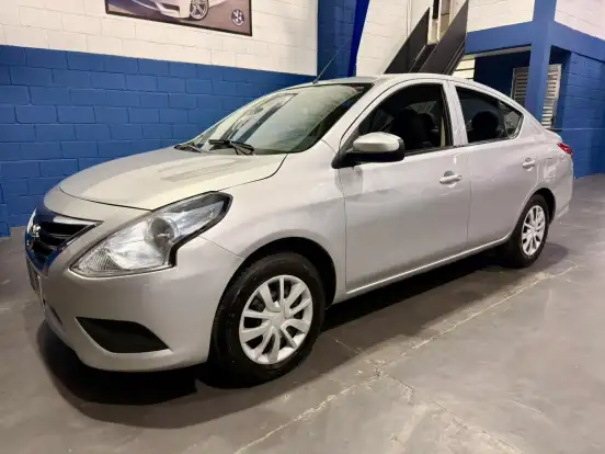 NISSAN-VERSA-2016
