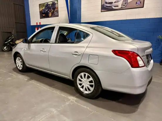 NISSAN-VERSA-2016