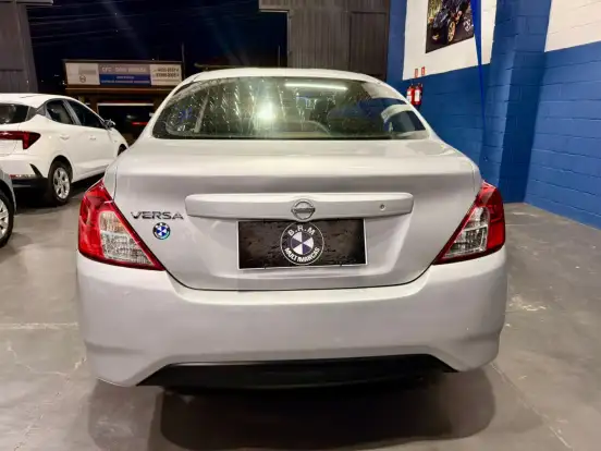 NISSAN-VERSA-2016