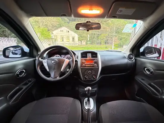 NISSAN-VERSA-1.6 16V FLEX SV 4P XTRONIC NISSAN-VERSA-2018
