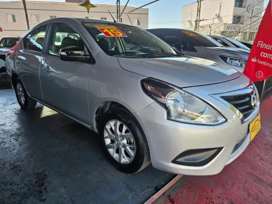 NISSAN-VERSA-2019