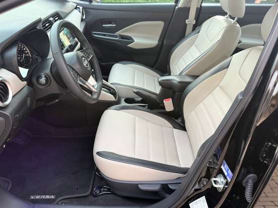 NISSAN-VERSA-2023