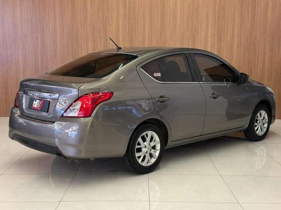 NISSAN-VERSA-1.6 16V FLEX SL 4P MANUAL NISSAN-VERSA-2015