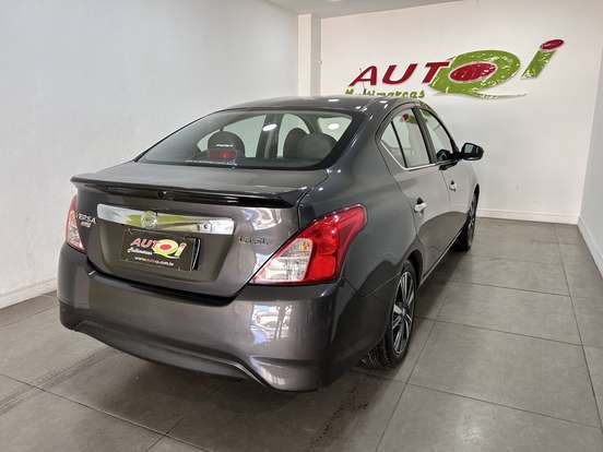 NISSAN-VERSA-2019