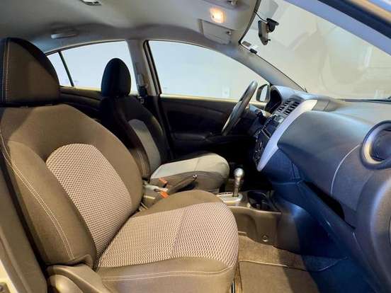 NISSAN-VERSA-1.6 16V FLEXSTART SV 4P XTRONIC NISSAN-VERSA-2019