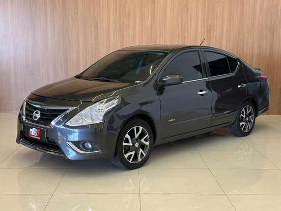 NISSAN-VERSA-2015
