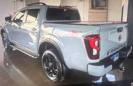 NISSAN-FRONTIER-2024