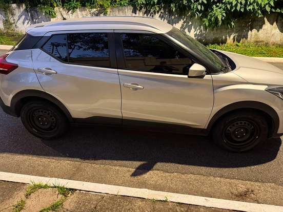 NISSAN-KICKS-2019