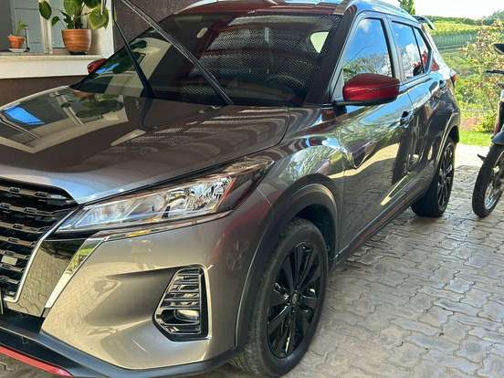 NISSAN-KICKS-2022