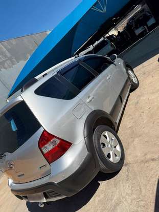 NISSAN-LIVINA-2014