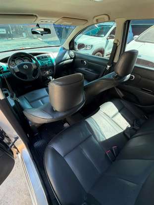 NISSAN-LIVINA-2014
