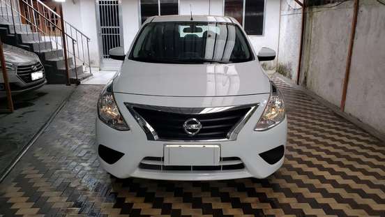 NISSAN-VERSA-2018