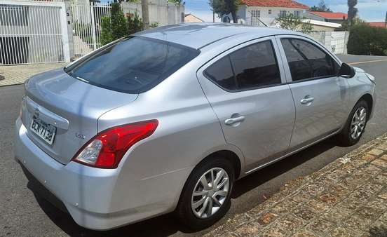 NISSAN-VERSA-2018