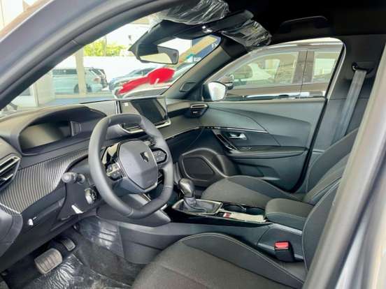 PEUGEOT-2008-1.0 TURBO 200 FLEX ACTIVE CVT PEUGEOT-2008-2026
