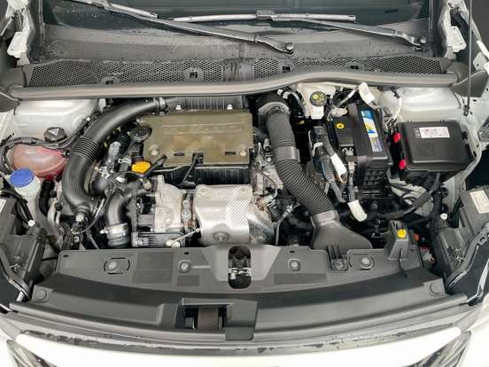 PEUGEOT-2008-1.0 TURBO 200 FLEX ALLURE CVT PEUGEOT-2008-2024