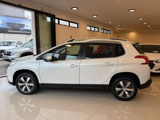 PEUGEOT-2008-2017