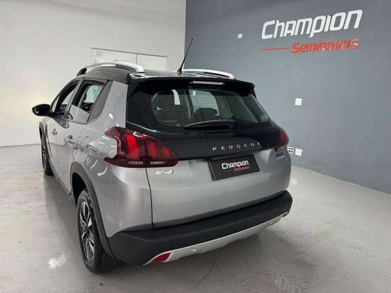 PEUGEOT-2008-2022