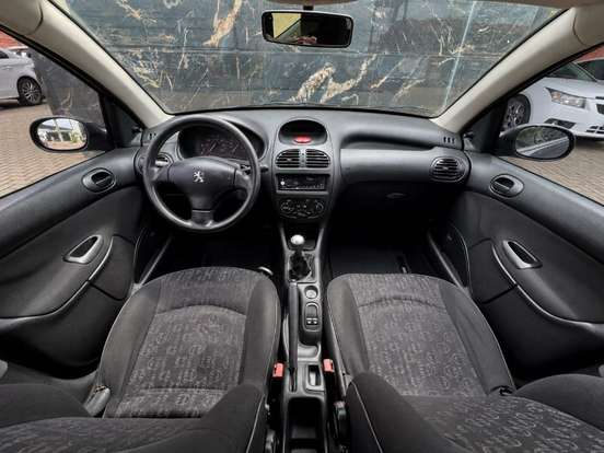PEUGEOT-206-1.4 PRESENCE 8V FLEX 4P MANUAL PEUGEOT-206-2007