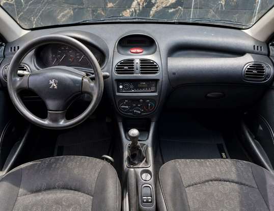 PEUGEOT-206-2007