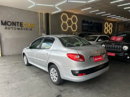PEUGEOT-207-2011