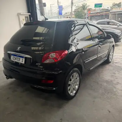 PEUGEOT-207-2012