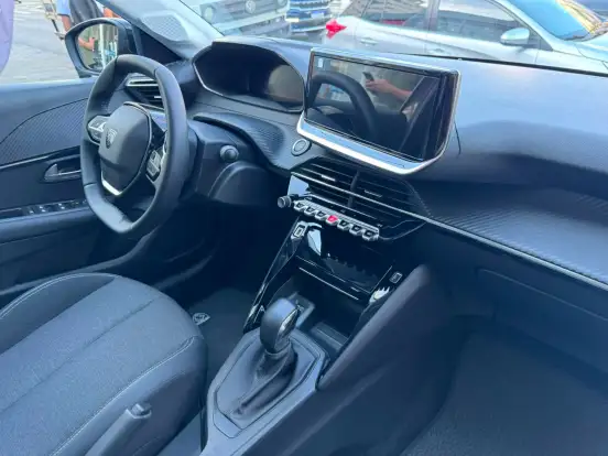PEUGEOT-208-1.0 TURBO 200 FLEX ALLURE CVT PEUGEOT-208-2026