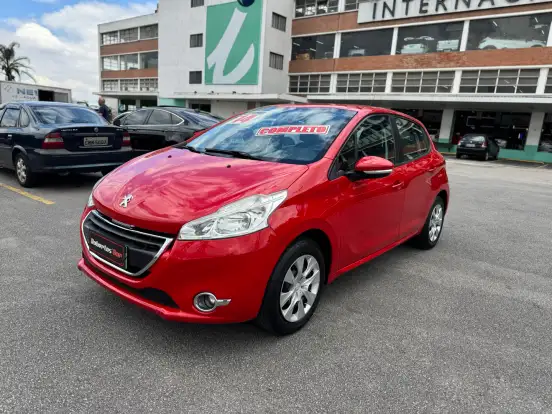 PEUGEOT-208-2013
