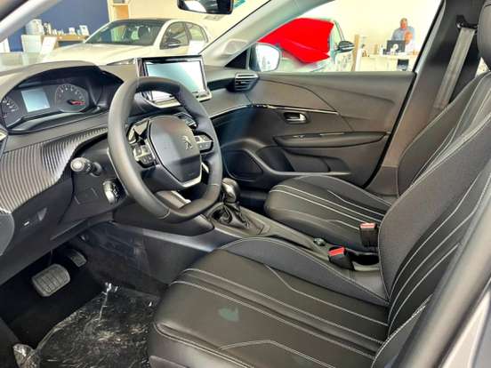 PEUGEOT-208-1.0 TURBO 200 FLEX ALLURE CVT PEUGEOT-208-2026