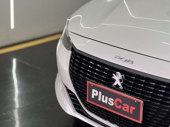 PEUGEOT-208-2023