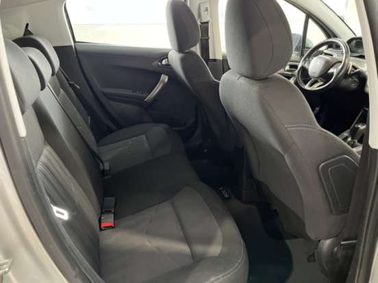 PEUGEOT-208-1.6 GRIFFE 16V FLEX 4P AUTOMÁTICO PEUGEOT-208-2016