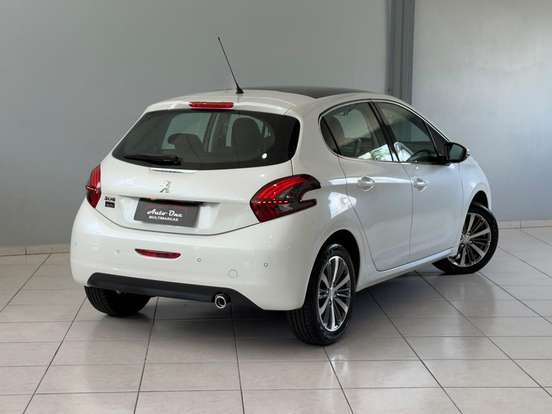 PEUGEOT-208-1.6 GRIFFE 16V FLEX 4P AUTOMÁTICO PEUGEOT-208-2017