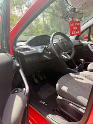 PEUGEOT-208-2014