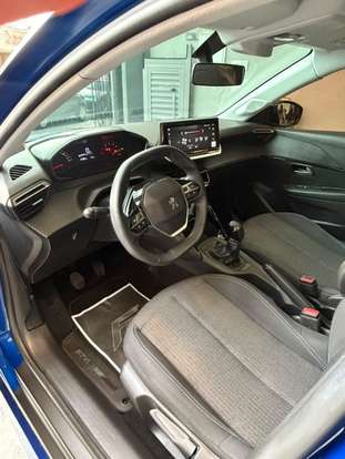 PEUGEOT-208-2022