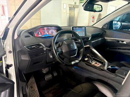 PEUGEOT-3008-1.6 GRIFFE PACK THP 16V GASOLINA 4P AUTOMÁTICO PEUGEOT-3008-2018